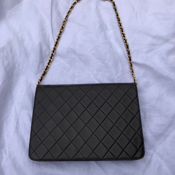 Chanel Single Flap Quilted Lambskin Shoulder Bag - Picture 2 of 14